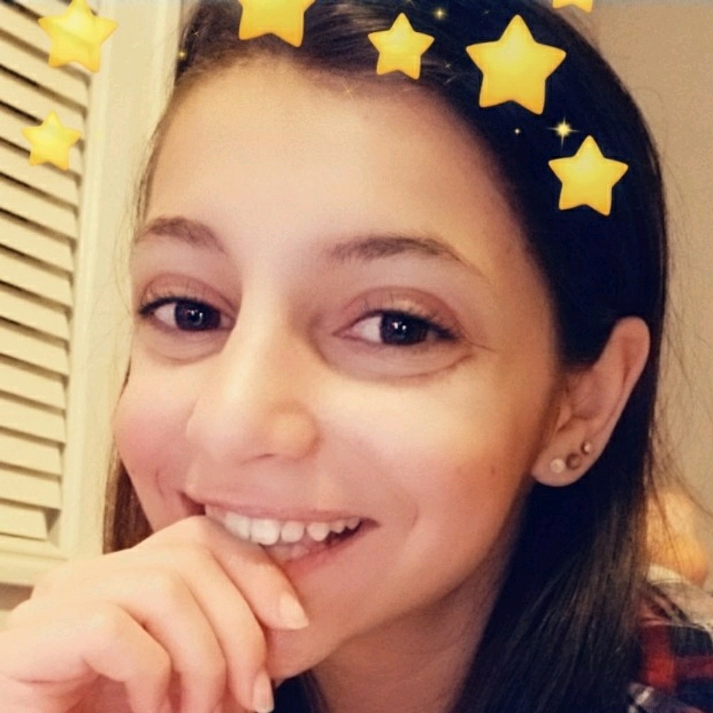 Meet your Posher, Jolie